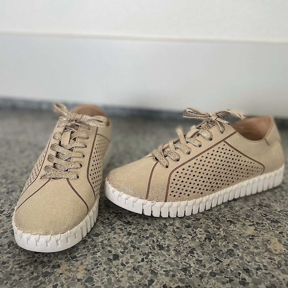Metallic Sneaker